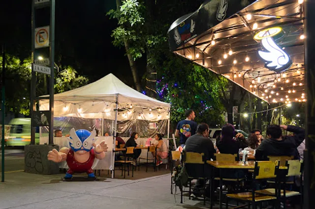 Santas Alitas Santa María la Ribera