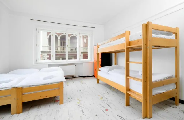 Benedikt City Center Hostel