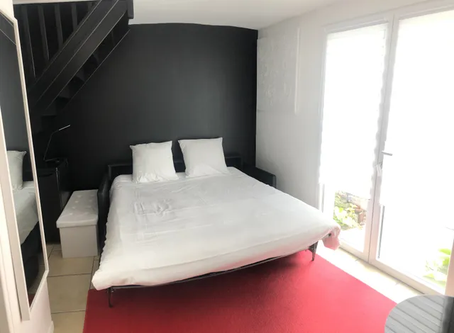 Une chambre a Neuilly