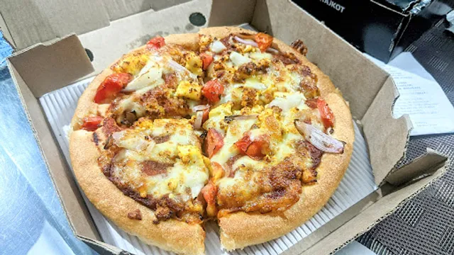 Pizza Hut | IIM Road Ambawadi, Ahmedabad