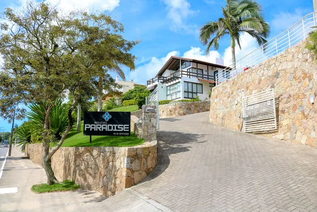 Ingleses Paradise Flat