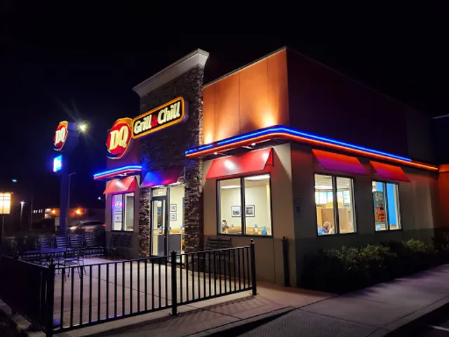 Dairy Queen Grill & Chill