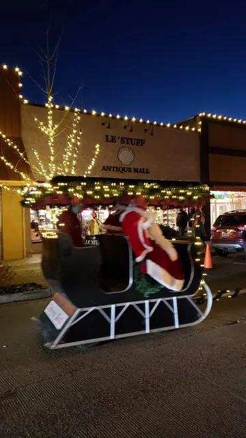 Le'Stuff Antique Mall