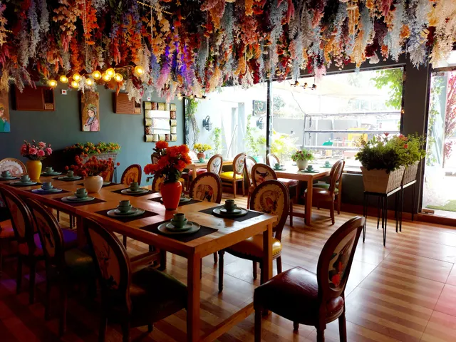 Alice Garden Restaurant