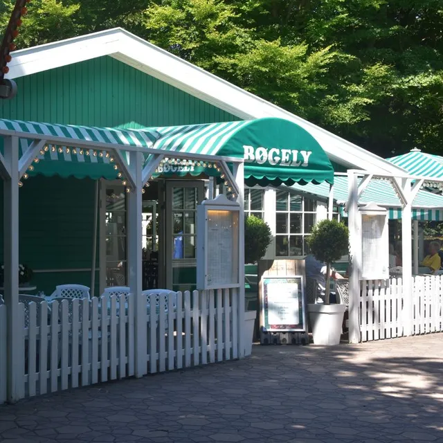 Bøgely - Restaurant på Bakken
