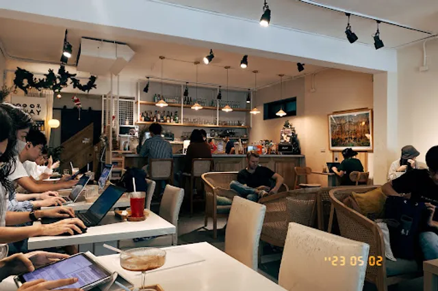 別處咖啡 Away cafe