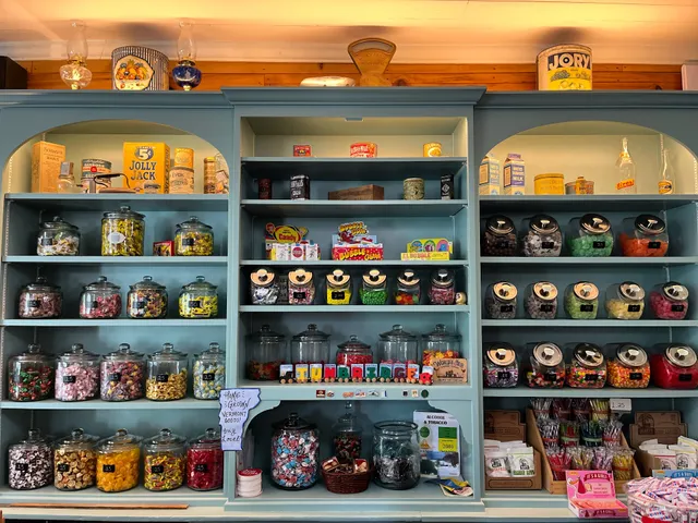 Tunbridge General Store