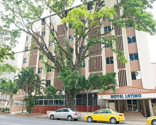 Hotel Latino