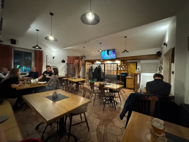 Restaurace Ve Dvoře