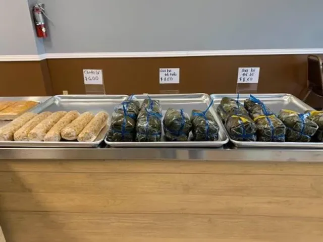 Giò chả Xóm Mới