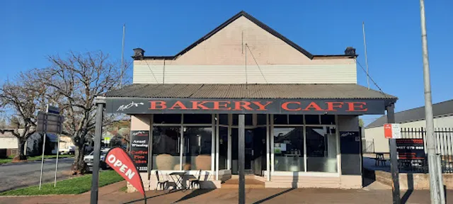 Matt’s Bakery Cafe