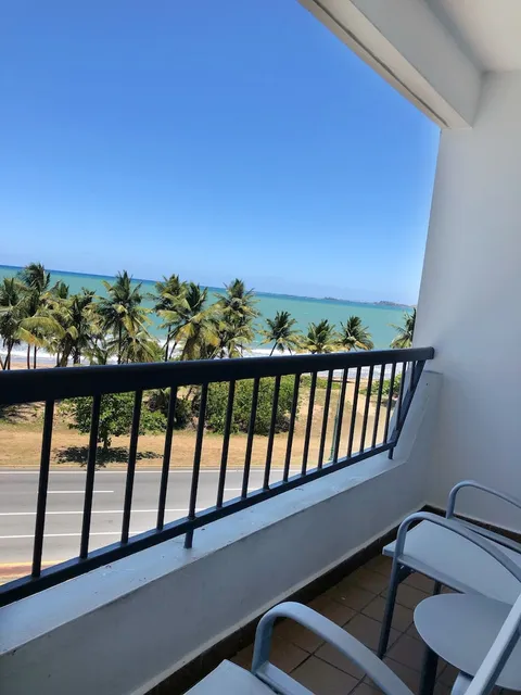 Comfort Inn & Suites Levittown