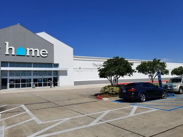 Pavilion At Esplanade