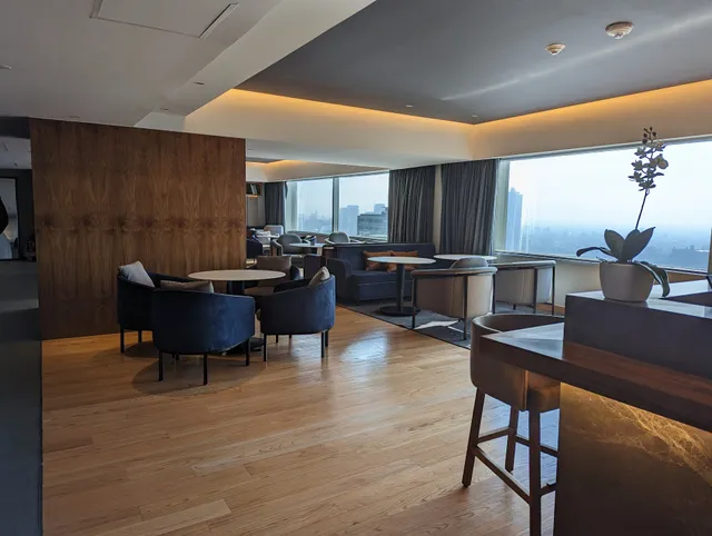 Hyatt Regency Mexico City Club Lounge