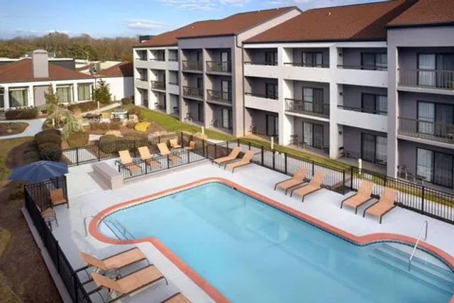 Courtyard by Marriott Greenville Haywood Mall