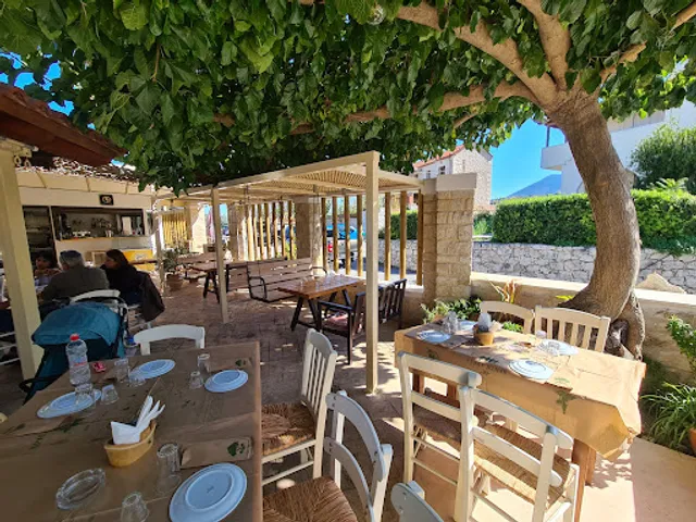 Ταβέρνα Κάβαλος