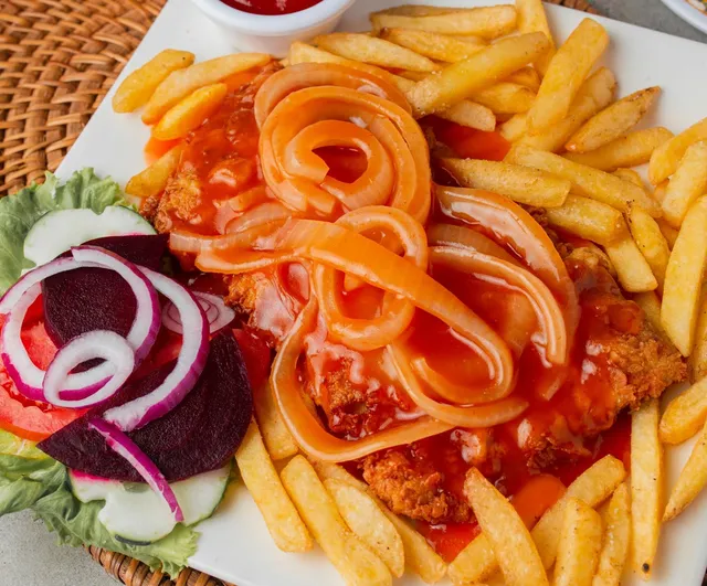 Chop Suey International