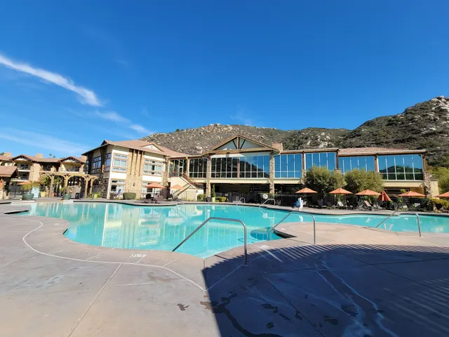 StoneRidge Preview Center