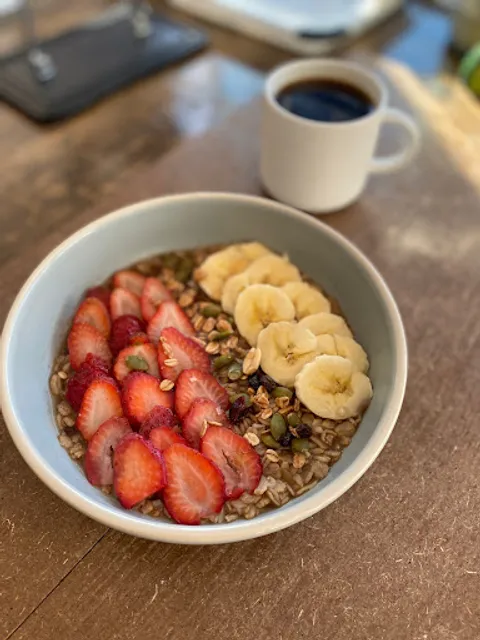 Maca Breakfast & Brunch