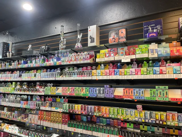 Blackhawks chief tobacco &vape