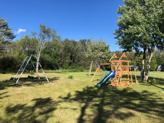 Staying by the Lakeside Cottages