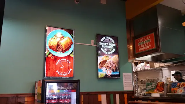 Costa Fresh Mexican Grill