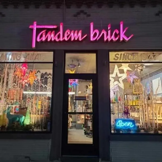 Tandem Brick Gallery
