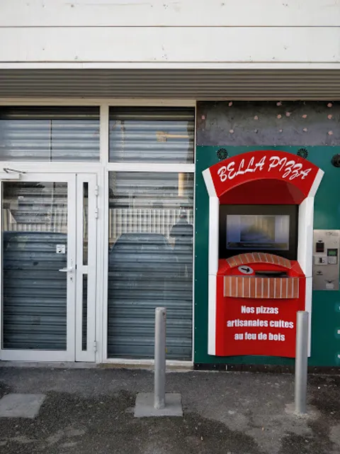 distributeur de Pizza 24/24