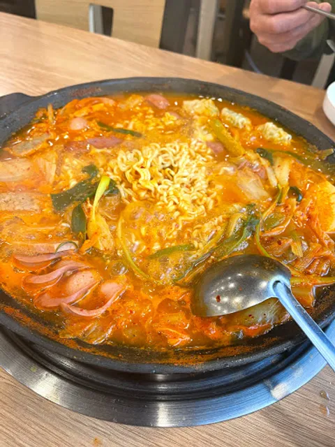 의정부 동오 부대찌개 행신점