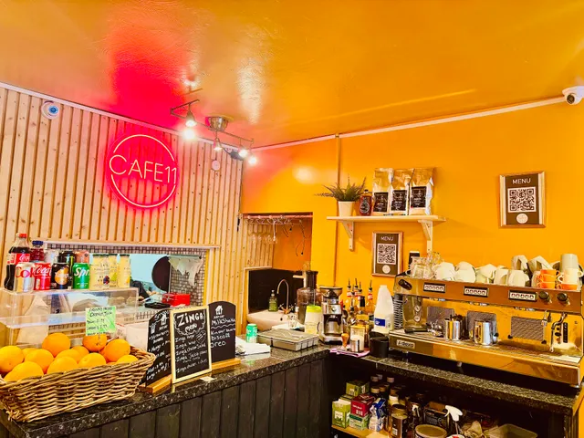 Cafe 11