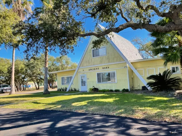 Ancient Oaks RV Park