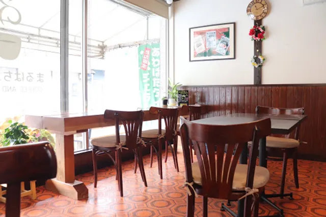 Maruhachi Cafe