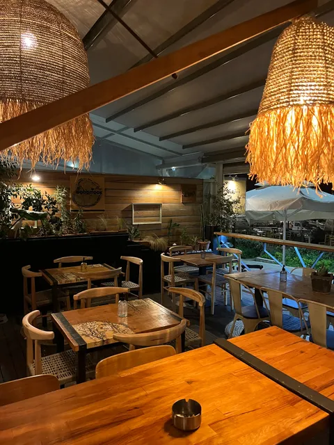 Woodstock restaurant coctail and more