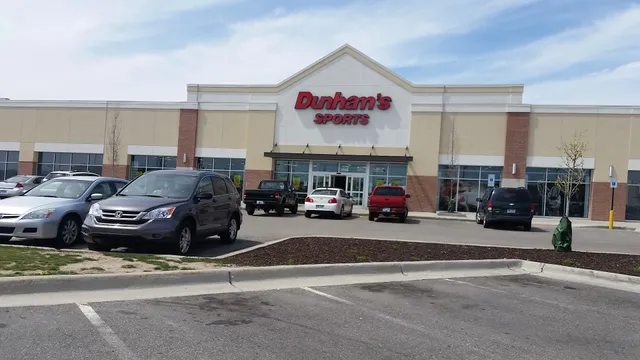 Dunham's Sports