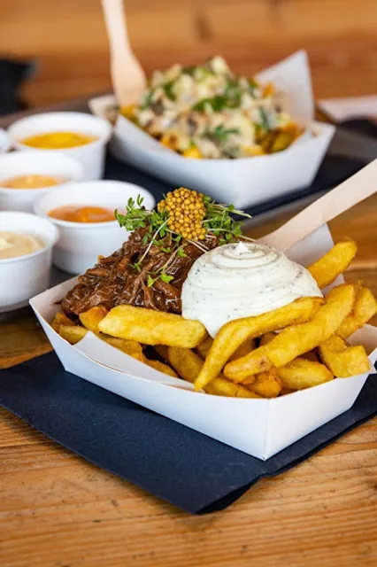 Frittenküche Food-Trailer