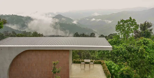 SLA SAKAD สล่าสกาด