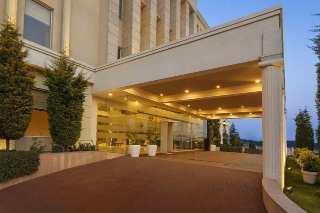 Seyfert Sarovar Premiere