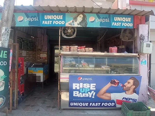 Unique Fast Food- Burger Restaurant/Chinese Restaurant In Una