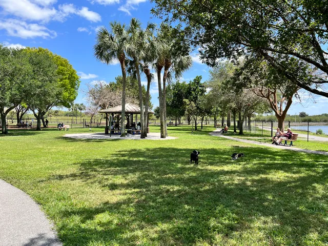 Canine Cove at South County Regional Park