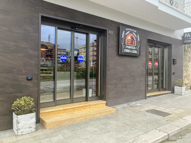 Bakery Non Solo Pane - Forno A Legna