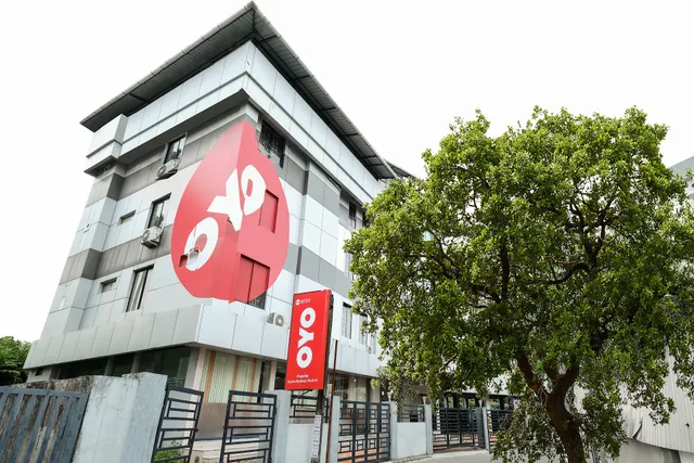 Collection O Kadavanthra Near South Railway Station