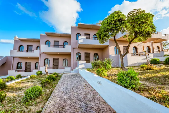 Gregory Village Sea View