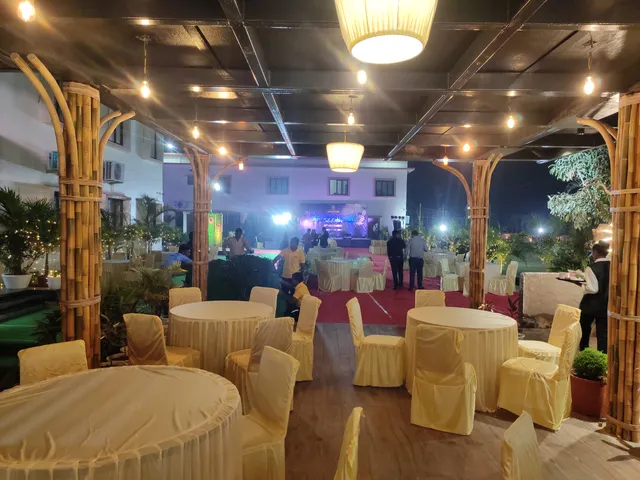 Navaratna Family Restaurant