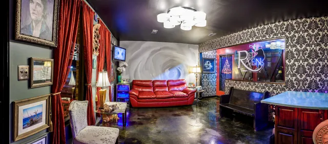 Red Raven Art Company