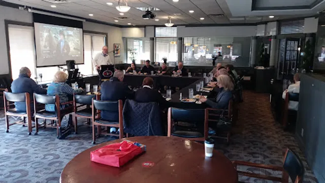 Davenport's Bar and Grille