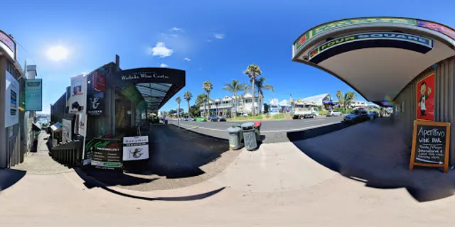 Aperitivo Balcony Bar & Kitchen