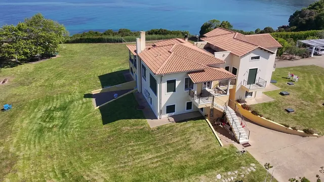 Sea Breeze Apartment