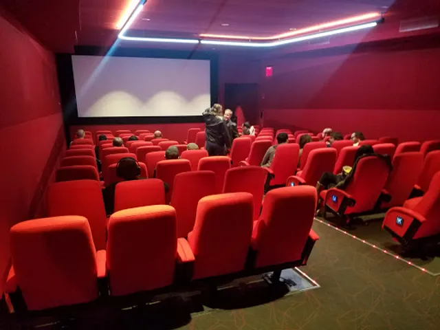 Quad Cinema
