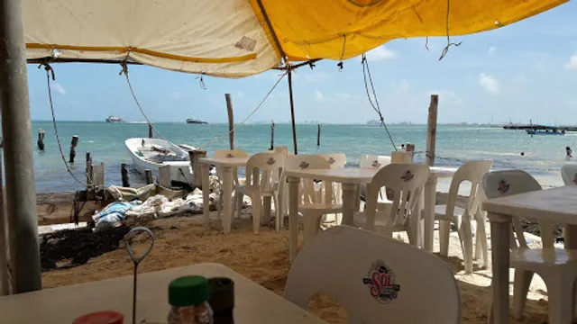 Club Nautico Puerto Juarez
