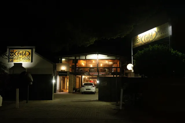 Gold Guest and Conference